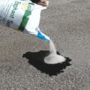 Zsákos folyadékmegkötő granulátum